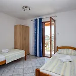 With Parking Space Jezera, Murter - 5133 Apartment Jezera