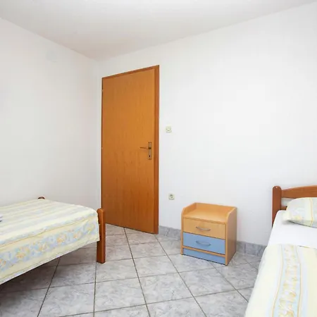 Apartment With Parking Space Jezera, Murter - 5133 Jezera