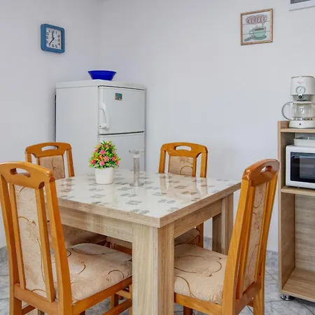 With Parking Space Jezera, Murter - 5133 Apartment Jezera