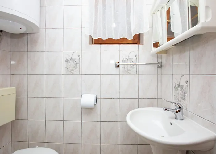 With Parking Space Jezera, Murter - 5133 *