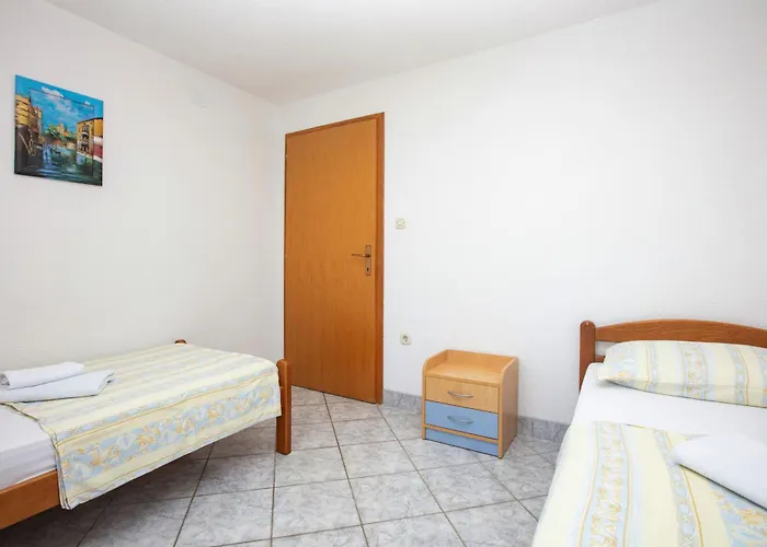 Apartamento With Parking Space Jezera, Murter - 5133 Jezera