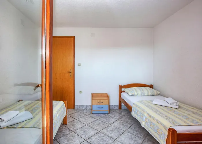 With Parking Space Jezera, Murter - 5133