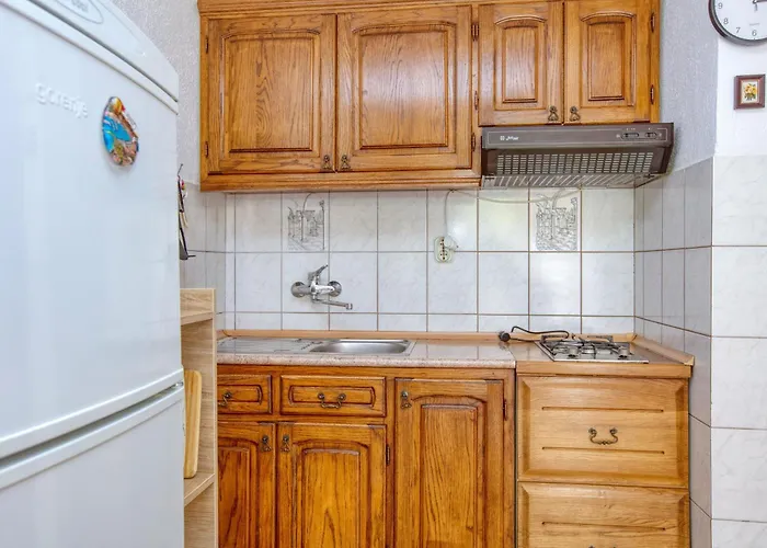 Apartamento With Parking Space Jezera, Murter - 5133 *